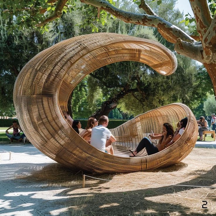 Crescent Outdoor Daybed